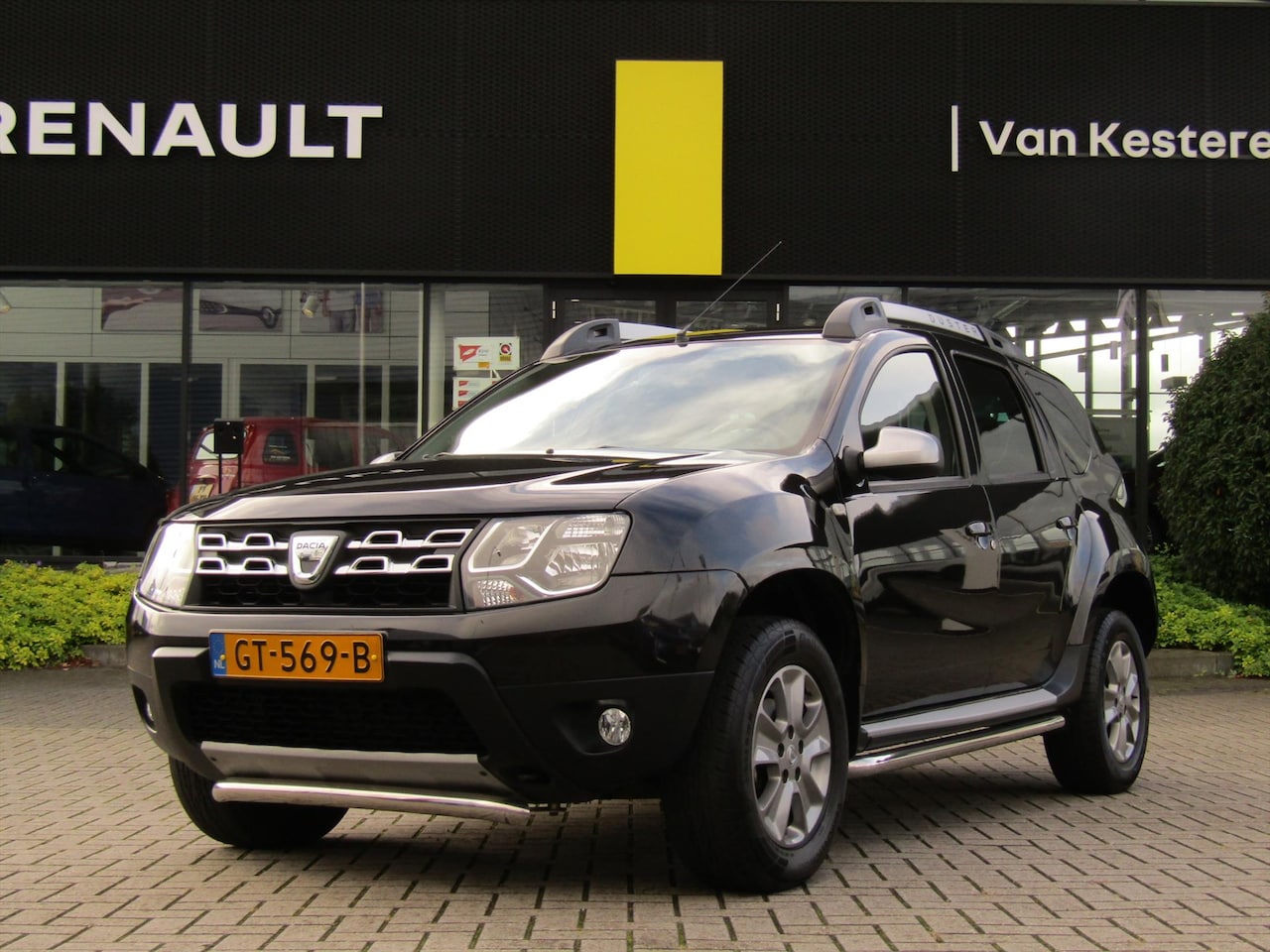 Dacia Duster - TCe 125pk 4x2 Lauréate / Trekhaak / Compleet dealer O.H. - AutoWereld.nl