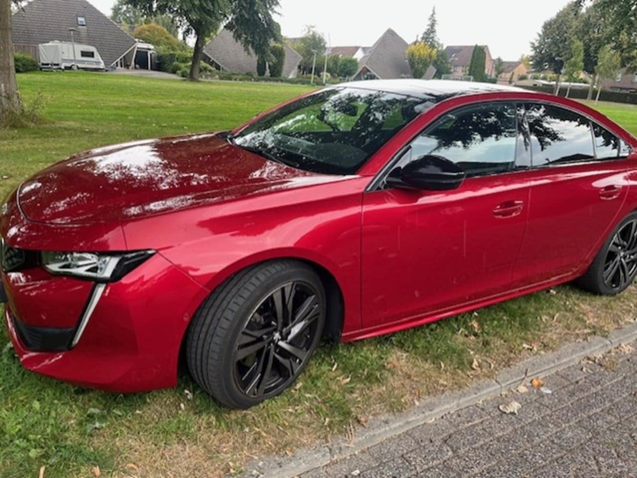PEUGEOT 508