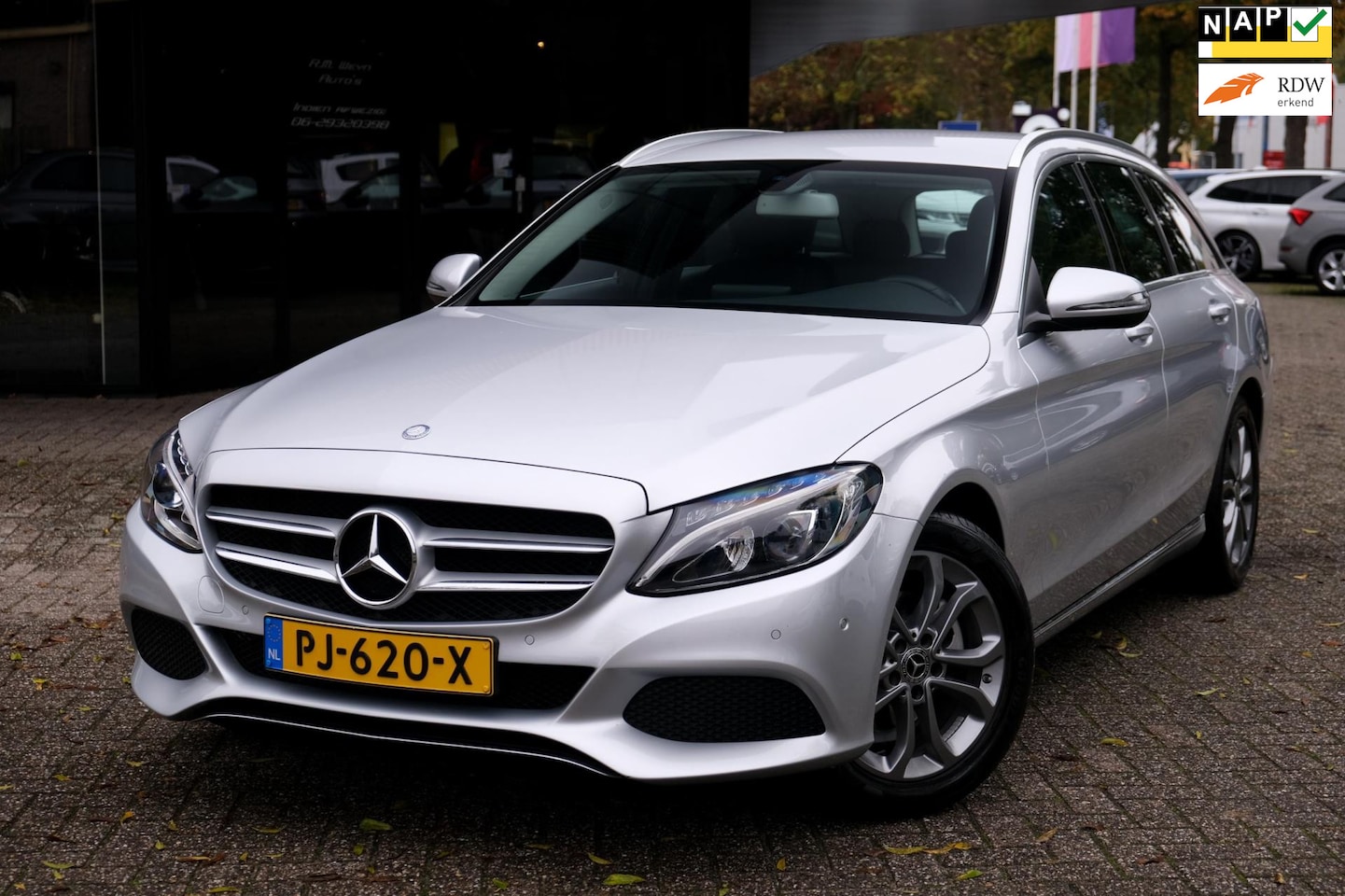 Mercedes-Benz C-klasse Estate - 180 Business Solution/LED/Achteruitrijcamera/Dodehoekdetectie/Stoelverwarming/Sportonderst - AutoWereld.nl