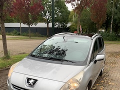 Peugeot 5008 - 1.6 THP Style 5p.