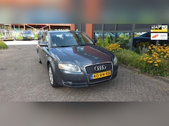 Audi A4 Limousine - 1.6 Pro Line