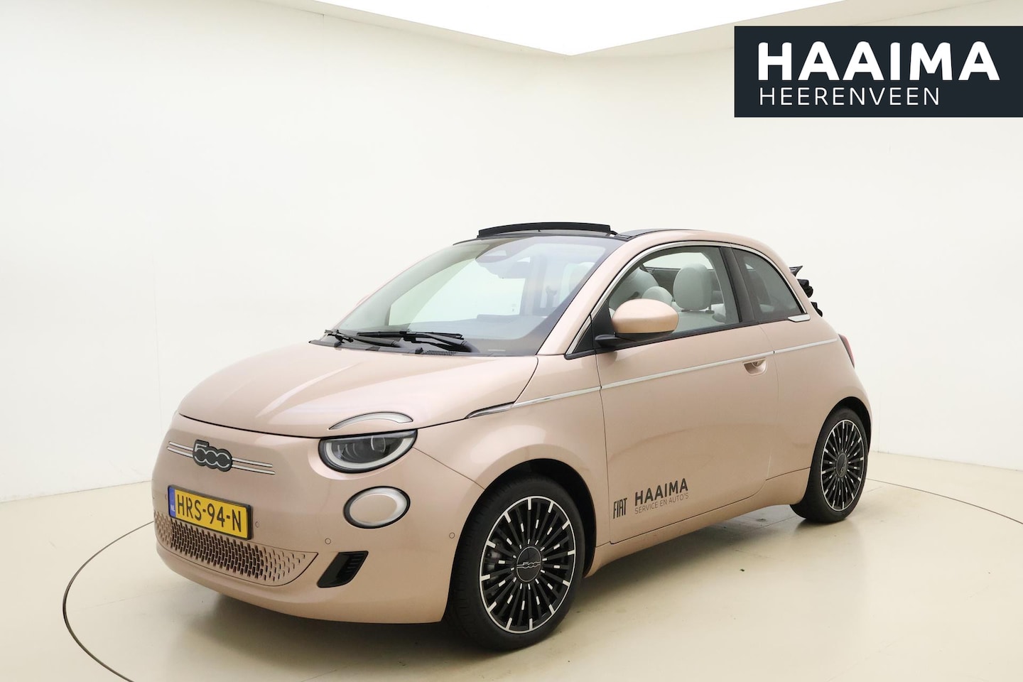 Fiat 500 C - La Prima 42 kWh Cabriolet | Navigatie | Stoelverwarming | Camera | Lichtmetalen velgen | P - AutoWereld.nl