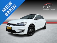 Volkswagen Golf - 1.4 TSI GTE Pano / cruise / PDC