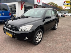 Toyota RAV4 - 2.0 VVTi Linea Sol Navi/clima/trekhaak