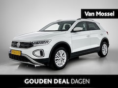 Volkswagen T-Roc - 1.5 TSI Life 150 PK | Apple Carplay | Android Auto | Parkeersensoren | LED | Digital Cockp