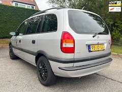 Opel Zafira - 1.8-16V Elegance | 7 persoons | Airco
