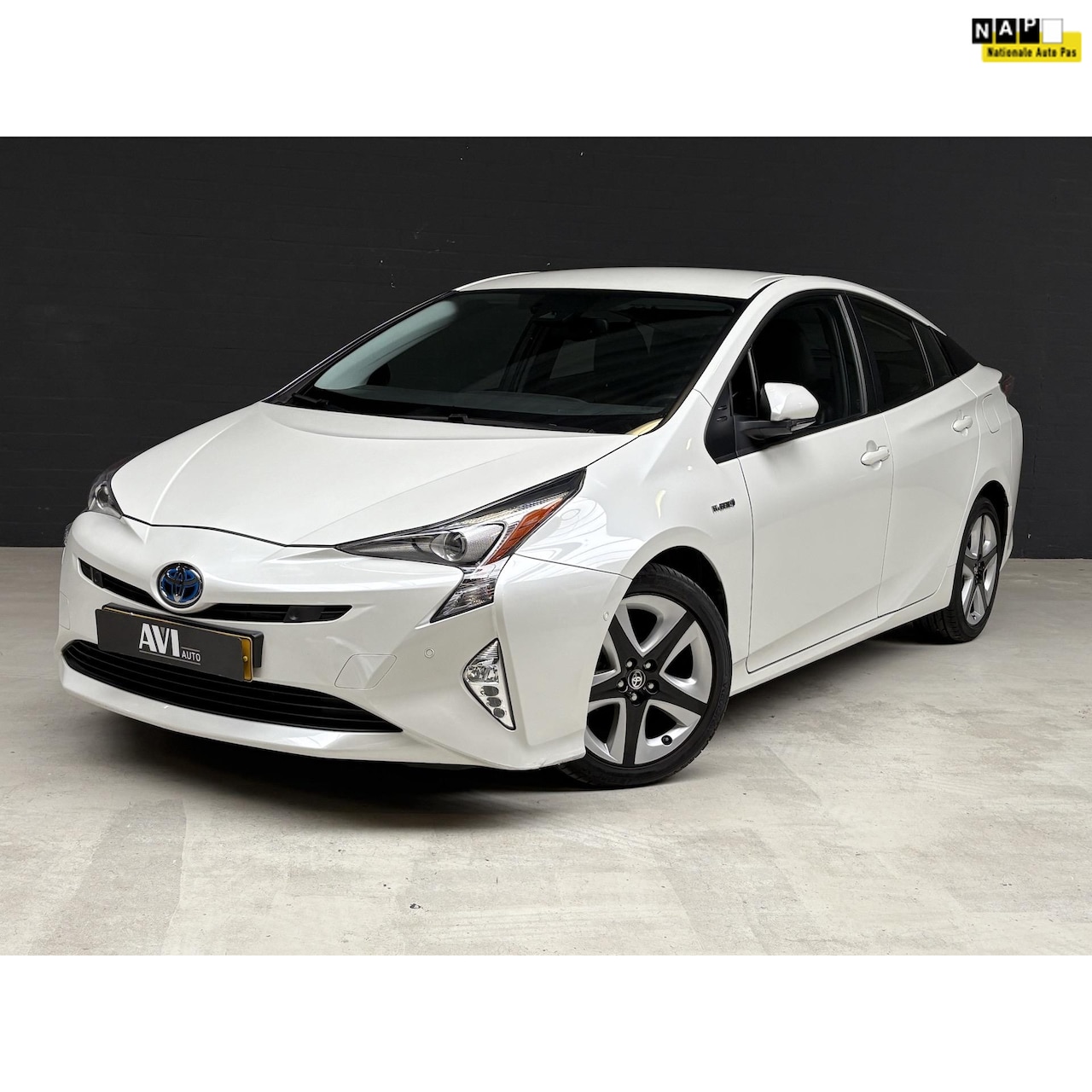 Toyota Prius - 1.8 Executive Leder JBL 1e Eigenaar NAP - AutoWereld.nl