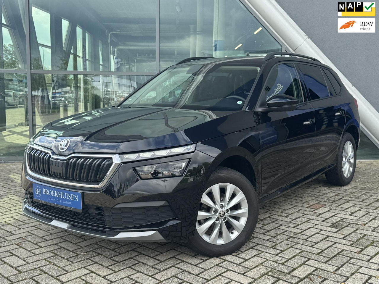 Skoda Kamiq - 1.0 TSI Ambition 110pk Automaat / Stoelverwarming / Adapative Cruise - AutoWereld.nl