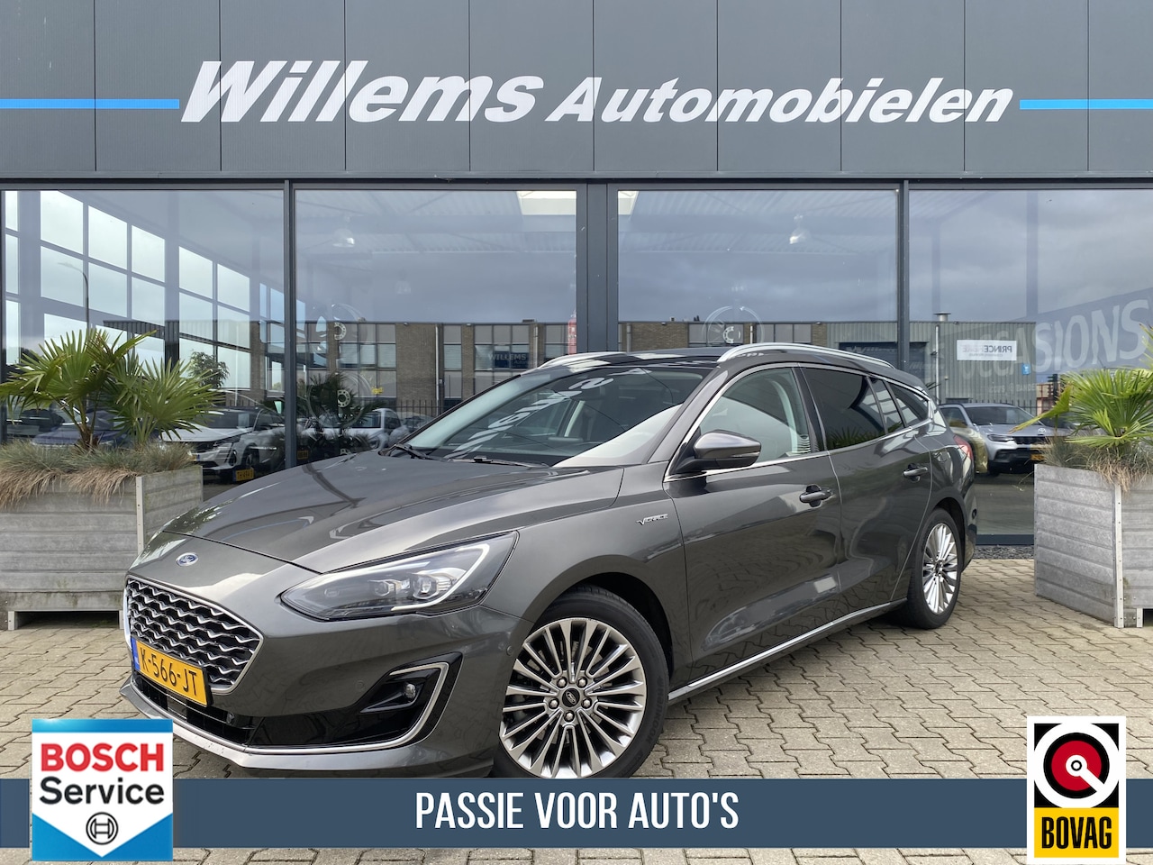 Ford Focus Wagon - 1.0 EcoBoost Hybrid Vignale Trekhaak Wegklapbaar , Schuifkantedak , Leder - AutoWereld.nl
