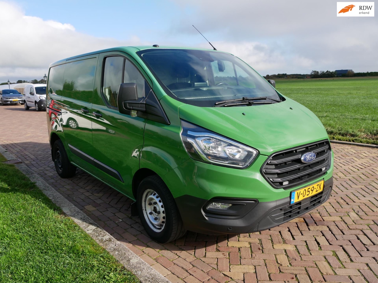 Ford Transit Custom - 280 2.0 TDCI L1H1 96kW AC NAVI ** 6999 EX BTW ** - AutoWereld.nl