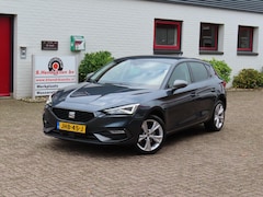 SEAT Leon - 1.4 TSI e-Hybrid PHEV 204pk DSG-6 FR Business Intense/ SOH 98%/ Stuur + stoelverwarming/ A