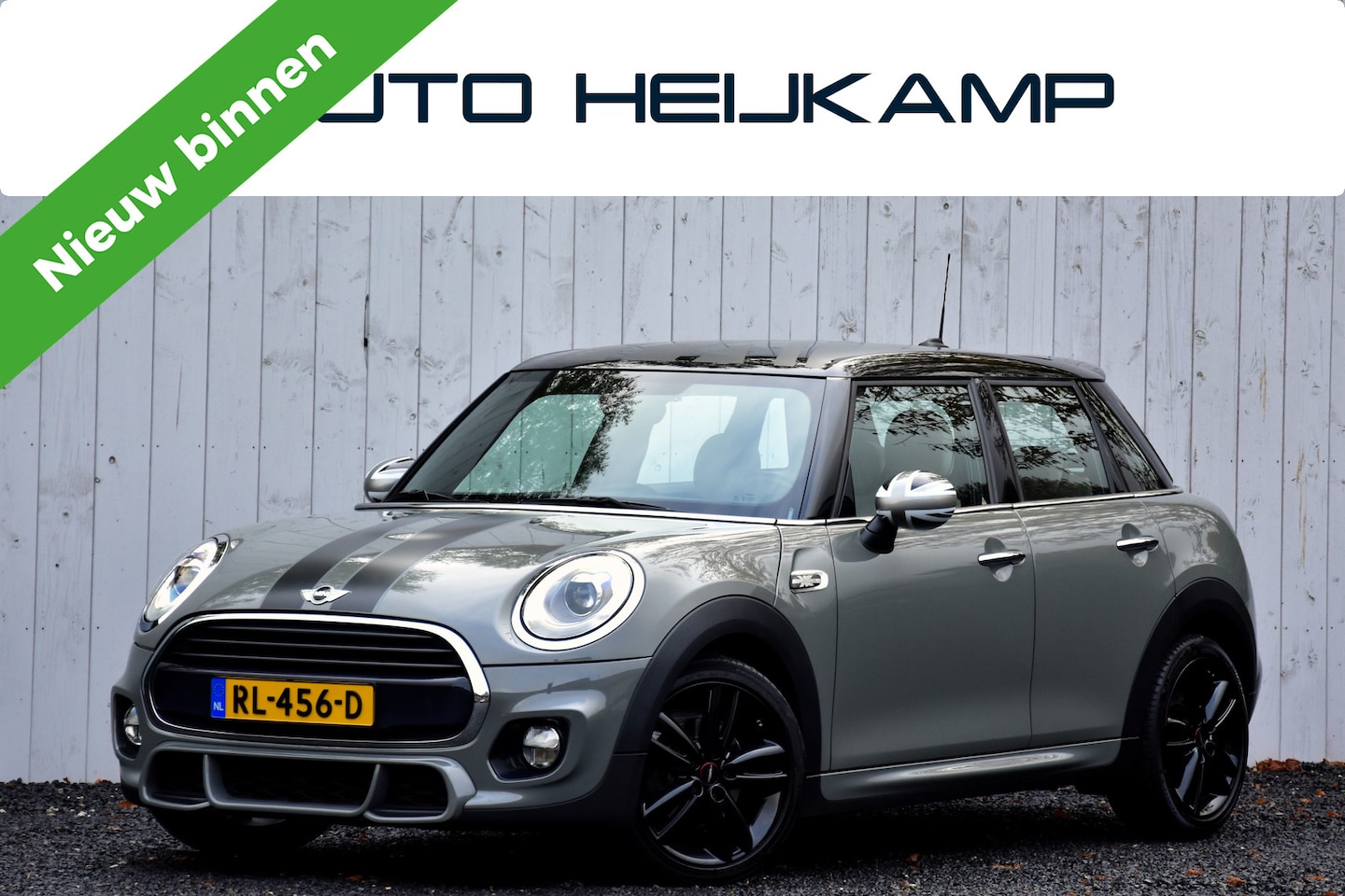MINI Cooper - Mini 1.5 Serious Business | John Cooper Works | Led | Leer | Navi | - AutoWereld.nl