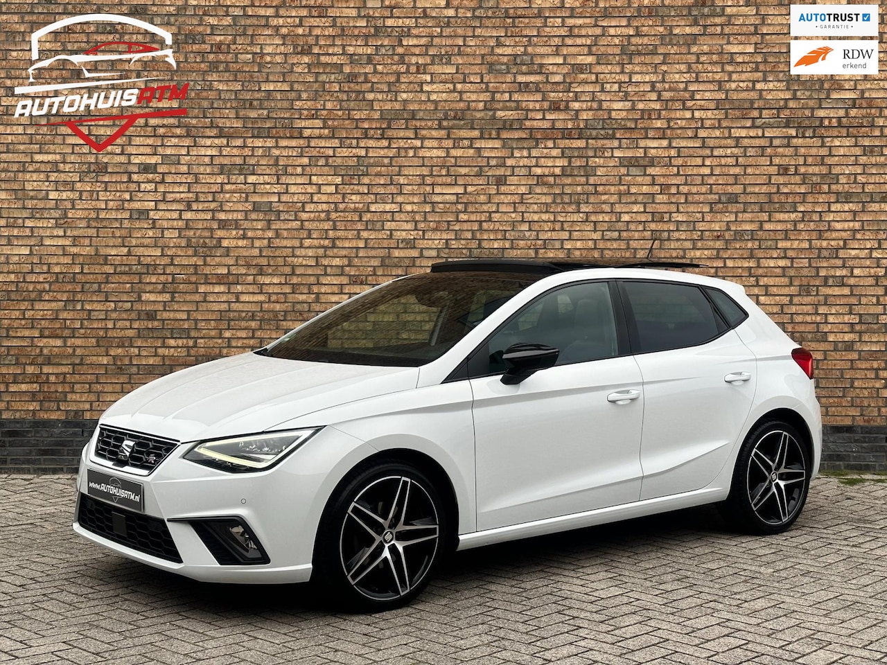 SEAT Ibiza - 1.0 TSI FR 116pk Pano Beats Cruise Led Cam Stoelvw Alca Climatr - AutoWereld.nl