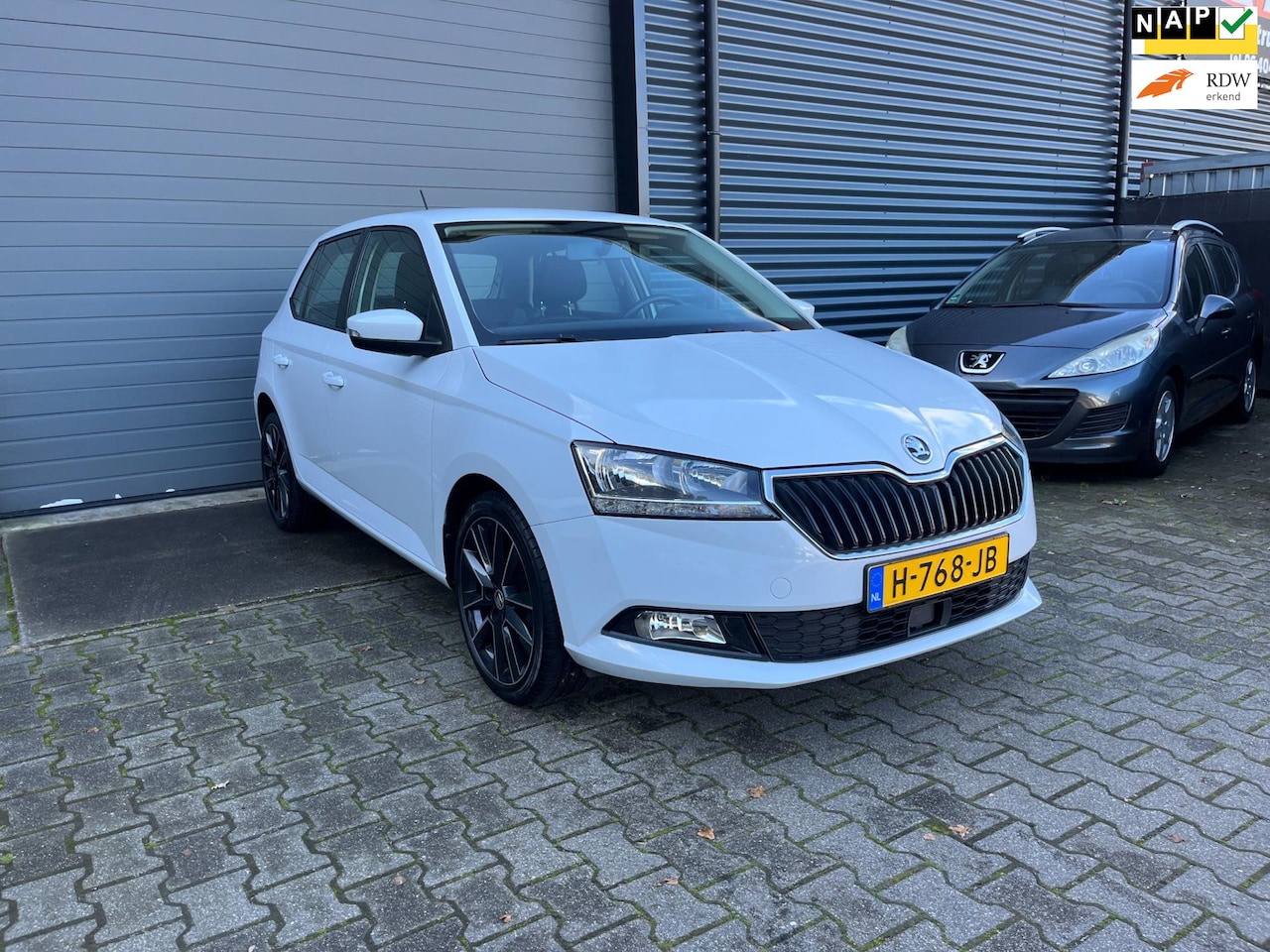 Skoda Fabia - 1.0 TSI Ambition STOELVERWARMING/APPLE CARPLAY/TREKHAAK - AutoWereld.nl