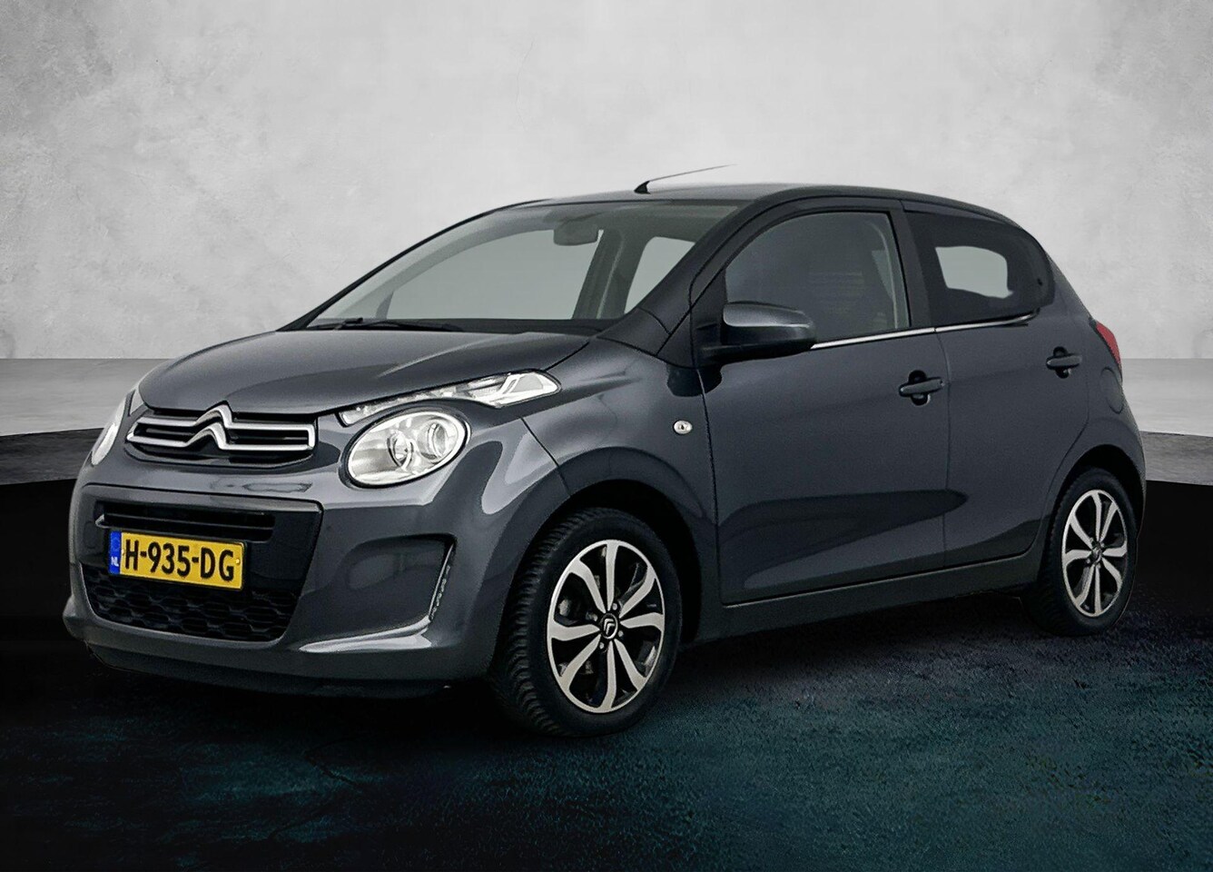 Citroën C1 - 1.0 VTi Shine | AppleCarPlay | LMV | Camera | Climate | - AutoWereld.nl