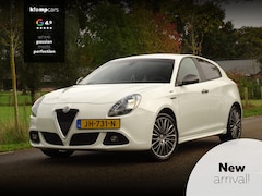 Alfa Romeo Giulietta - 1.4 Turbo | Schaalstoelen | Sprint | 18" | Dyn.Clignoteurs | Miron Ed