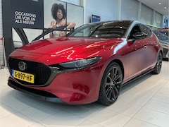 Mazda 3 - 3 2.0 e-SkyActiv-X M Hybrid 180 Luxury | Apple Carplay Android Auto | fabrieksnavi | Trekh