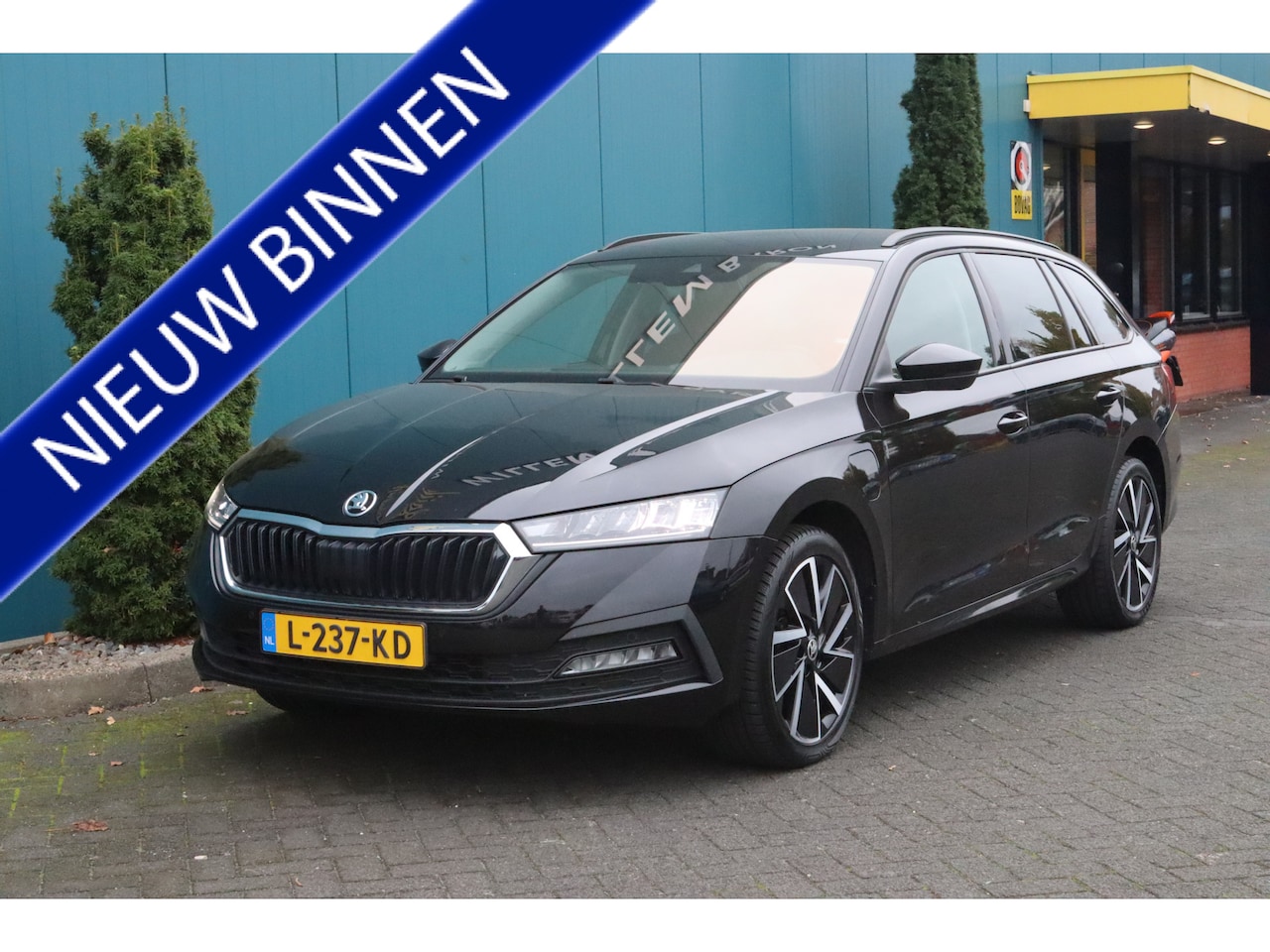Skoda Octavia Combi - 1.4 TSI iV PHEV AUT. Business Edition CARPLAY|ADAPT.CRUISE|ELEK.A.KLEP|STUUR/STOELVERW|NAV - AutoWereld.nl