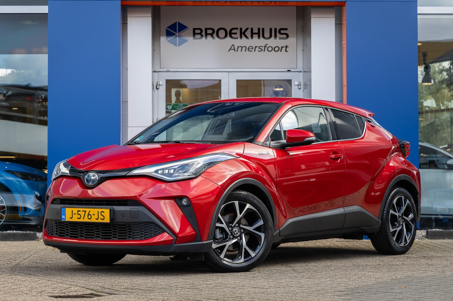 Toyota C-HR - 2.0 Hybrid First Edition | Achteruitrijcamera | Apple Carplay/Android Auto|telefoonintegra - AutoWereld.nl