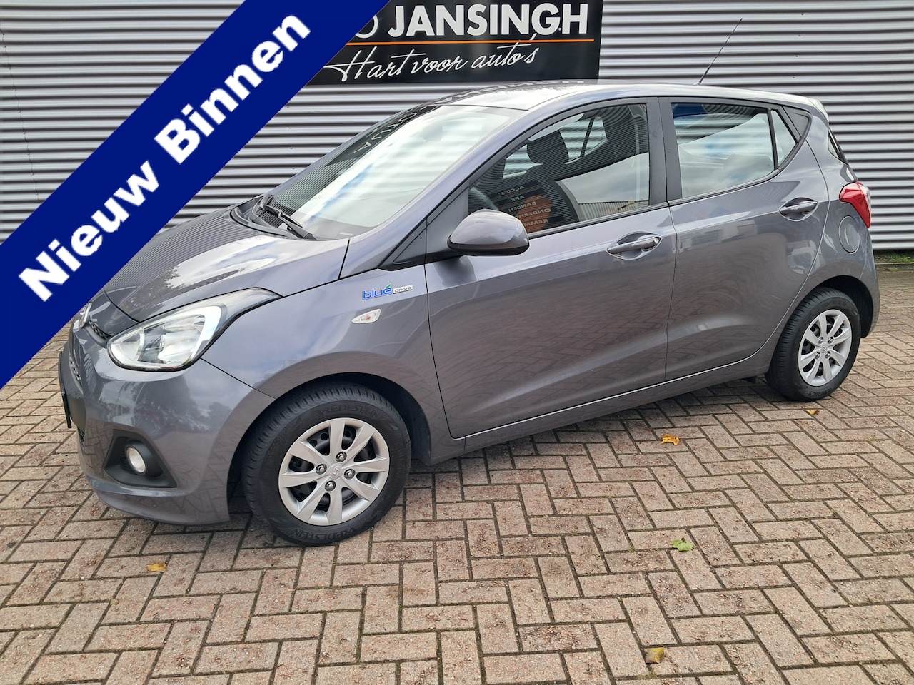 Hyundai i10 - 1.0i i-Motion Comfort | Clima!! | Cruise control | LM Velgen | Ndl auto | All season bande - AutoWereld.nl
