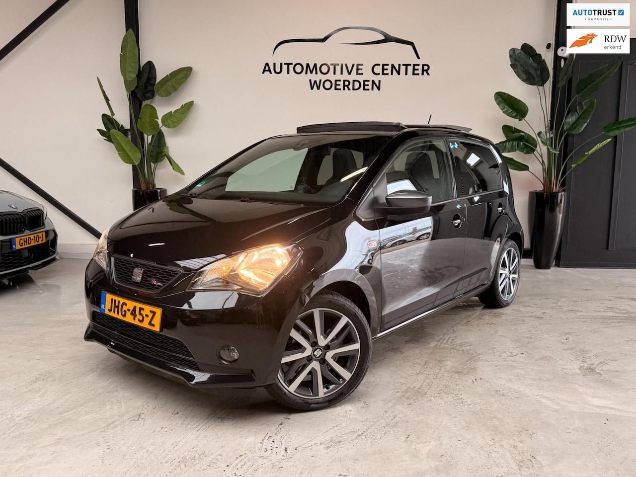 SEAT Mii - 1.0 Sport Intense FR Line Beats Cruise Pano - AutoWereld.nl