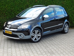 Volkswagen Golf - 1.4 TSI Cross, Clima, Navi Trekhaak, Goede Staat