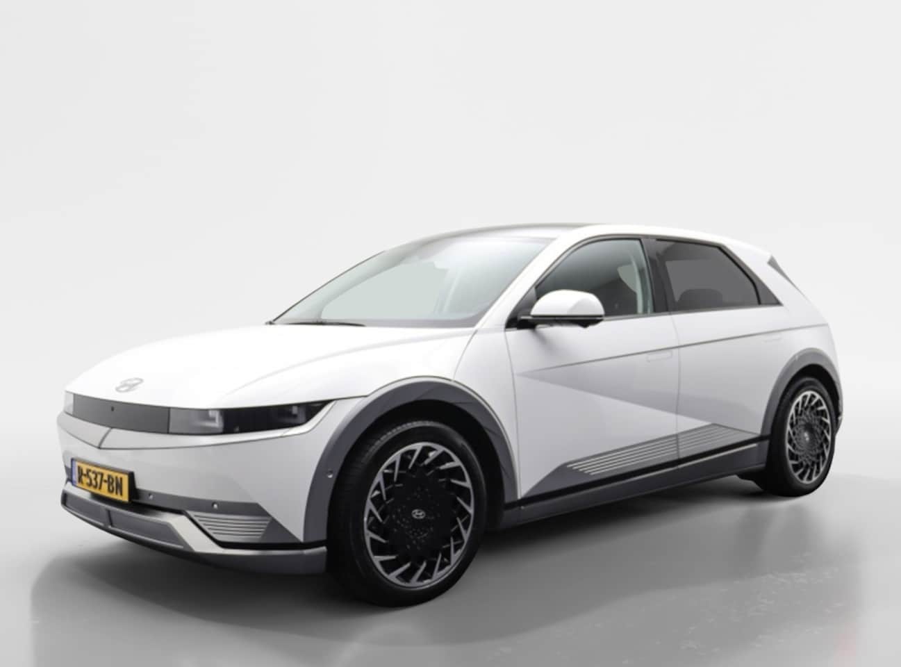 Hyundai IONIQ 5 - Lounge 73kWh | Solardak | Bose | Stoelventilatie- en verwarming - AutoWereld.nl