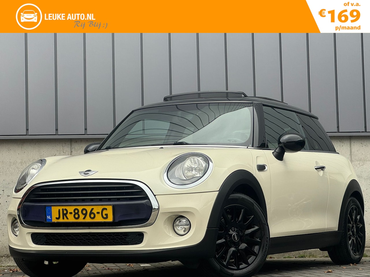 MINI John Cooper Works - 1.5 136PK Cooper JCW Pano/schuifdak JCW interieur - AutoWereld.nl