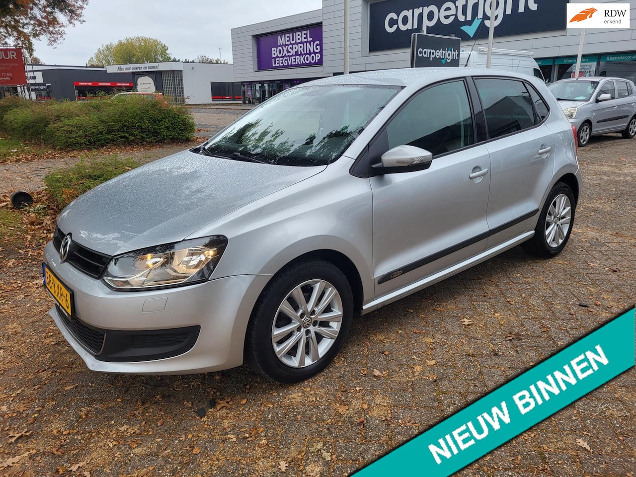 Volkswagen Polo - 1.4-16V Highline AUTOMAAT,NAVI - AutoWereld.nl