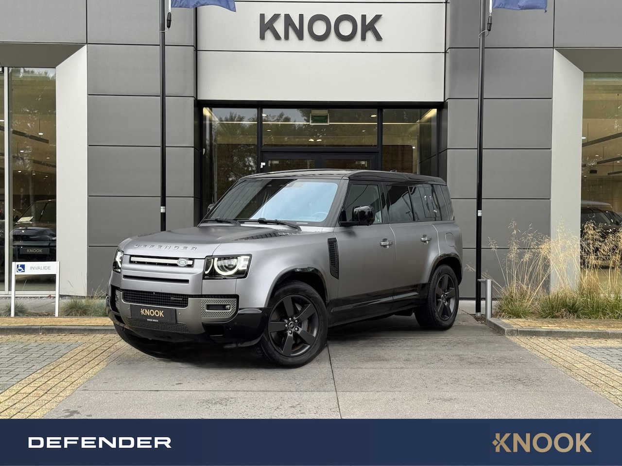 Land Rover Defender 110 - P400e 110 X-Dynamic HSE - AutoWereld.nl