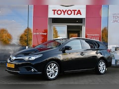 Toyota Auris - 1.8 Hybrid Trend Automaat 136pk | Panoramadak | Climate-Controle | Navigatie |