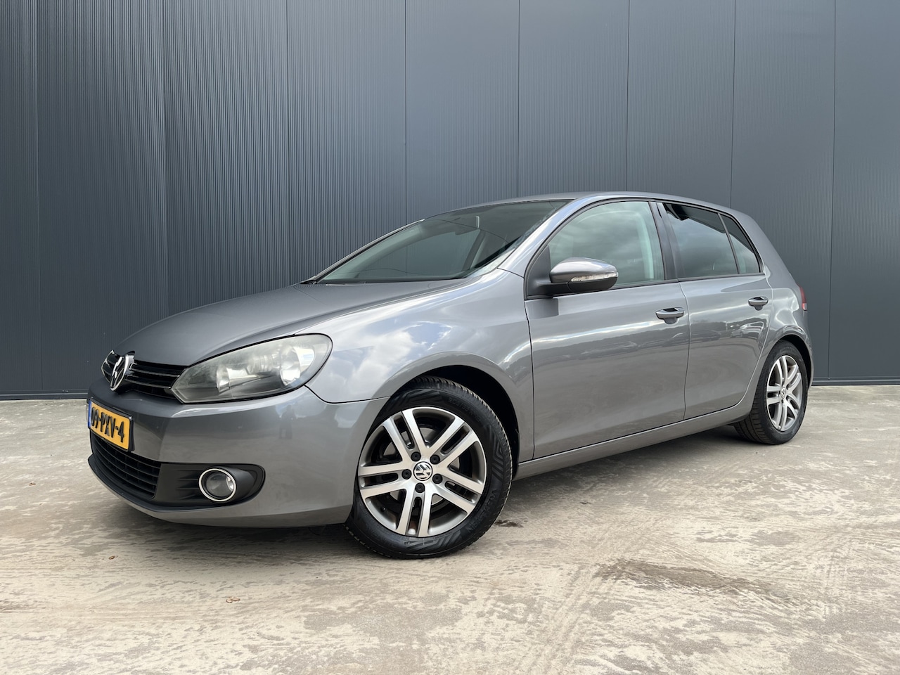 Volkswagen Golf - 1.2 TSI Comfortline BlueMotion NAVI CRUISE ECC AFNB TREKHAAK - AutoWereld.nl