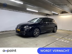 Volkswagen Golf - 1.5 eHybrid 50 Edition 204 pk Automaat (DSG) | Verlengde garantie | Navigatie | Parkeersen