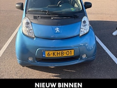Peugeot iOn - Active