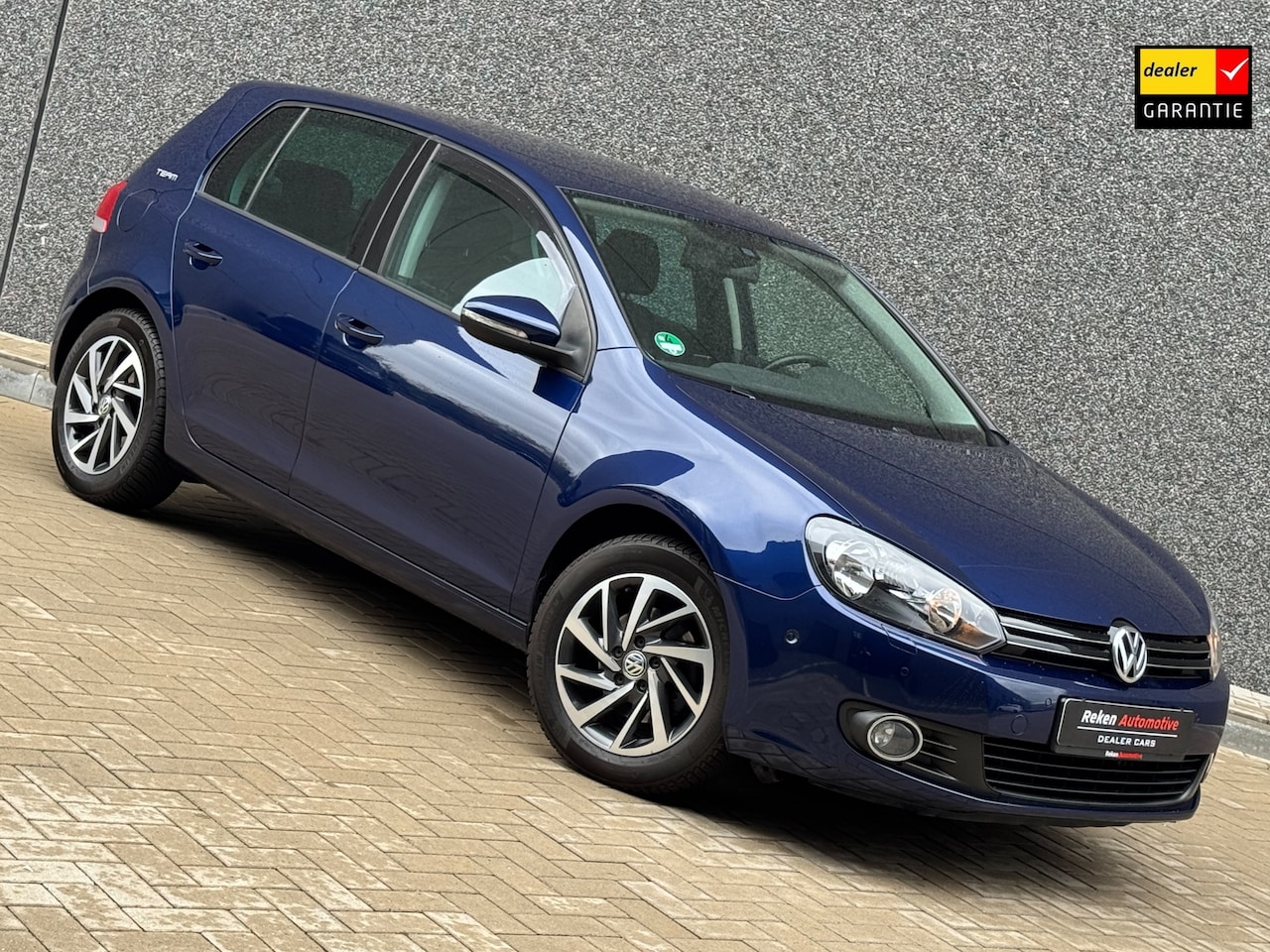 Volkswagen Golf - 1.4 TSI Team Clima Cruise 6 bak stoelverw - AutoWereld.nl