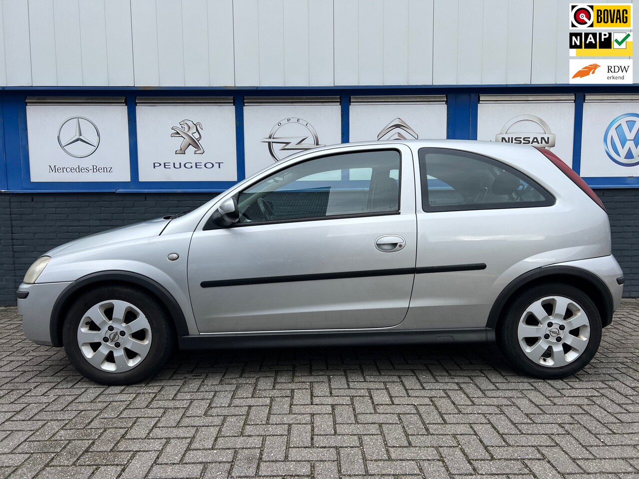 Opel Corsa - 1.2-16V Sport 2004 160000km NWE.APK 2495EU - AutoWereld.nl