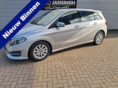 Mercedes-Benz B-klasse - 180 Ambition Automaat met 20.409 km | Clima | Cruise control | Navigatie | LM Velgen | Mic
