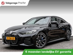 BMW i4 - M50 544pk 84 kWh Sportstoelen/ Elek. trekhaak/ Camera/ Sfeerverlichting/ Elek. achterklep/