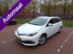 Toyota Auris Touring Sports - 1.2T Executive BENZINE AUTOMAAT