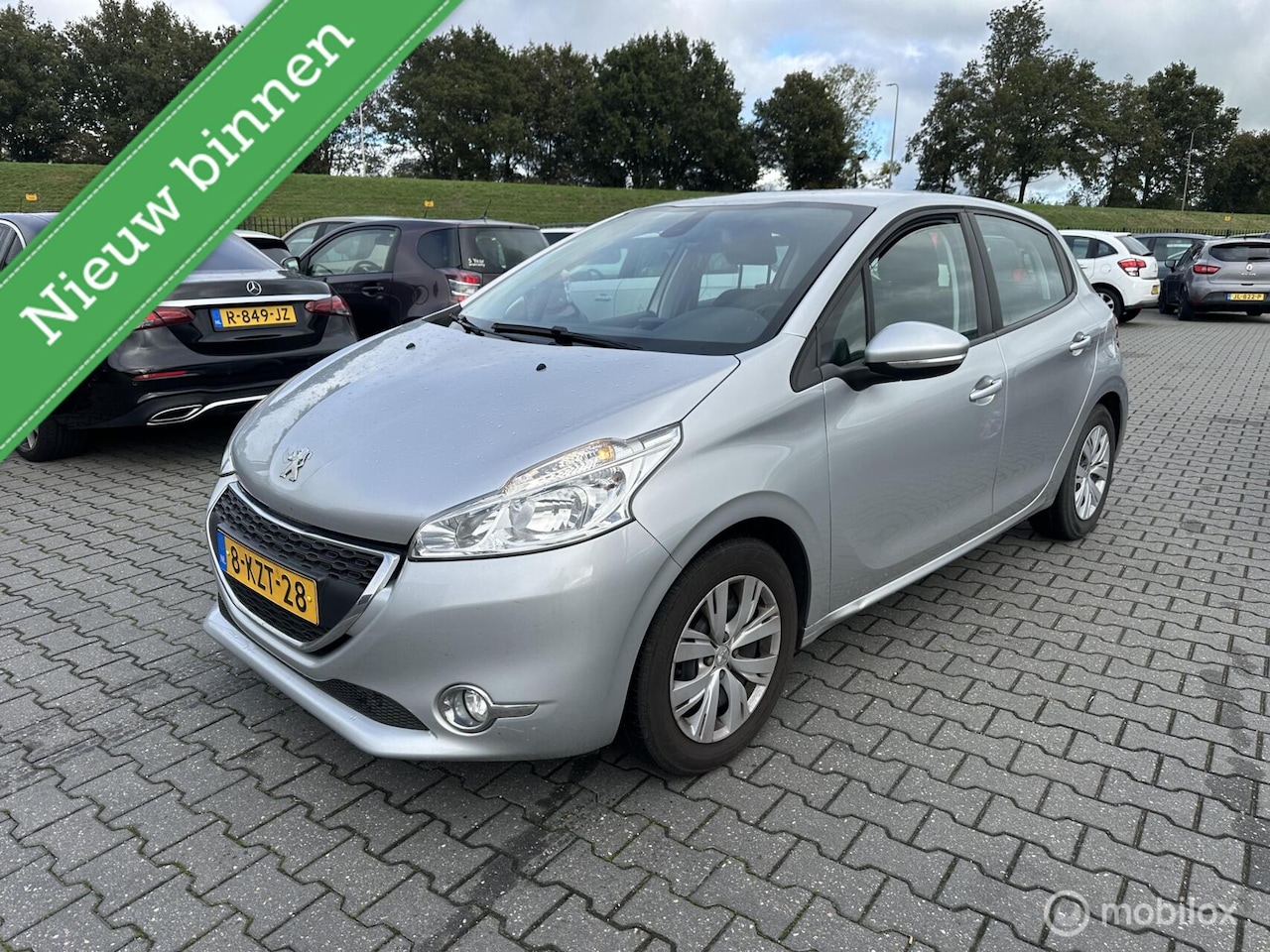 Peugeot 208 - 1.2 Vti Active 1.2 VTi Active - AutoWereld.nl