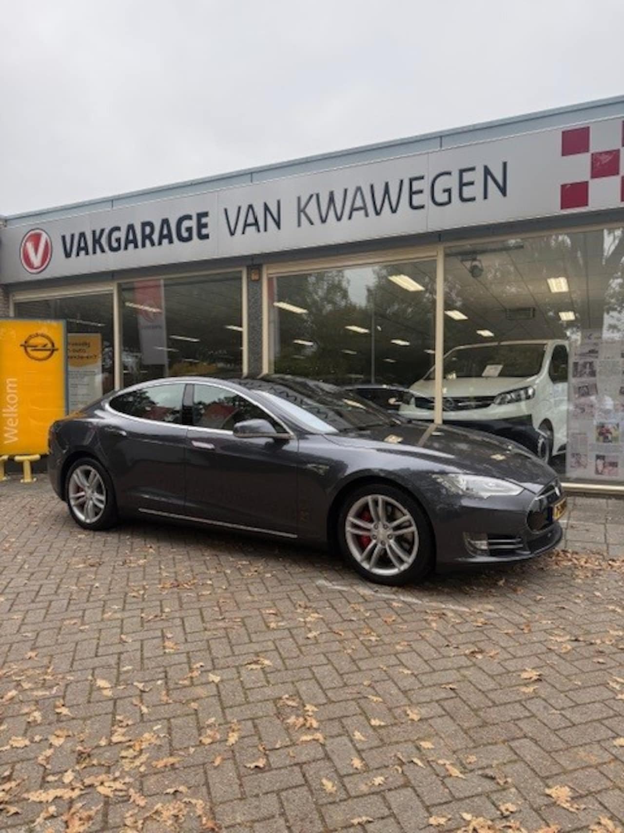 Tesla Model S - P85D Performance - AutoWereld.nl