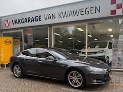 Tesla Model S - P85D Performance