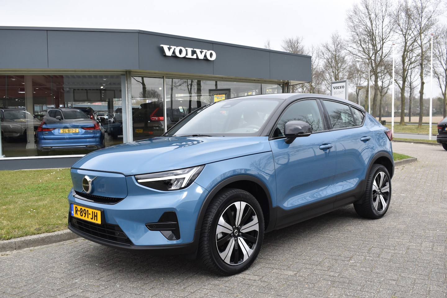Volvo C40 - Recharge 231PK Core 69 kWh Trekhaak | Camera | 19 "LMV | Stoelverwarming | Stuurverwarming - AutoWereld.nl