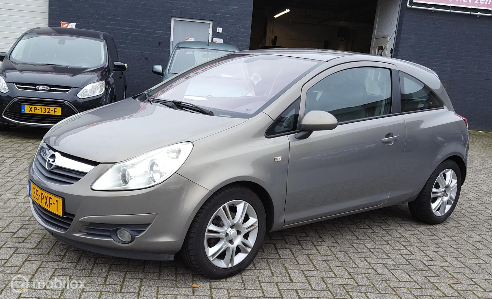 Opel Corsa - 1.4-16V 1.4-16V - AutoWereld.nl