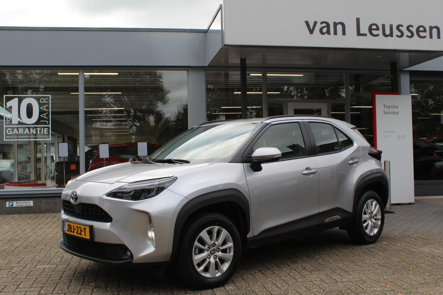 Toyota Yaris Cross - 1.5 Hybrid Business LM-VELGEN CLIMA AD-CRUISE APPLE/ANDROID CAMERA - AutoWereld.nl