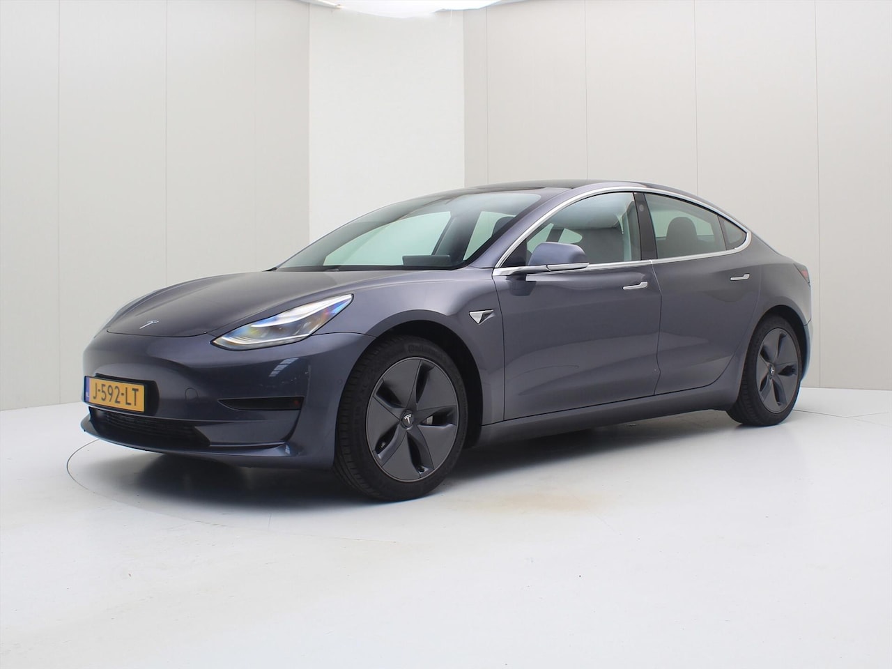 Tesla Model 3 - Standard RWD Plus [ AUTOPILOT+60 kWh+PREMIUM AUDIO ] - AutoWereld.nl