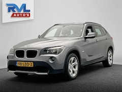 BMW X1 - SDrive18i Trekhaak Parkeersensoren Airco Naviagtie Orgineel Nederlands
