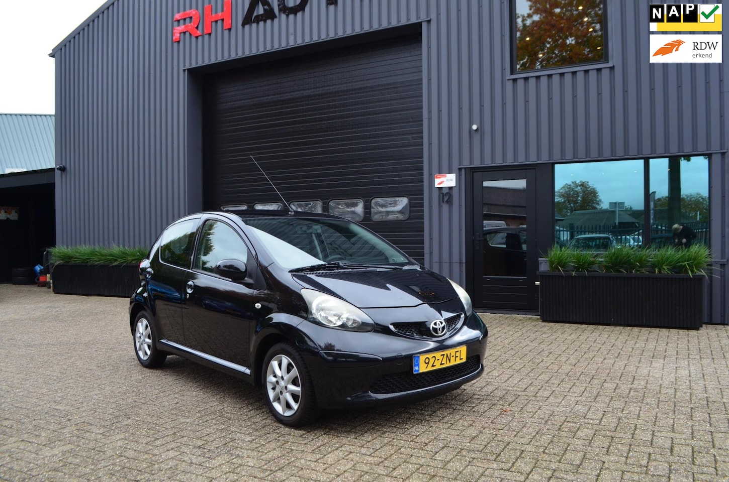 Toyota Aygo - 1.0-12V + | 5 Deurs | Nieuwe APK | Nette auto - AutoWereld.nl