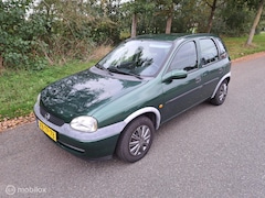 Opel Corsa - 1.4i-16V Strada # 5-Deurs # Nw-APK