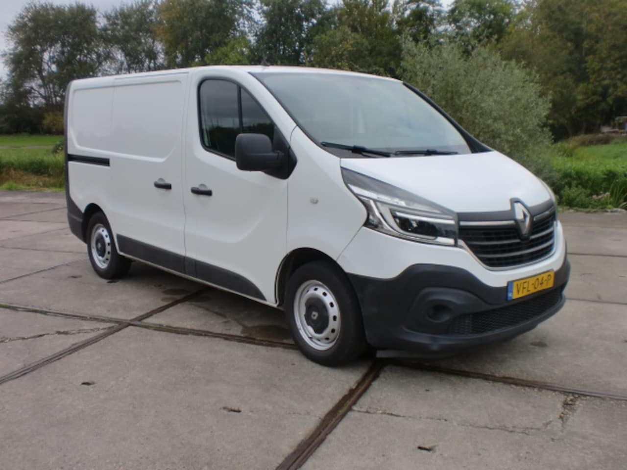Renault Trafic - 2.0 Energy dCi LEASE€ L1 2X ZIJDEUR BJ2020 EU6 NAP - AutoWereld.nl